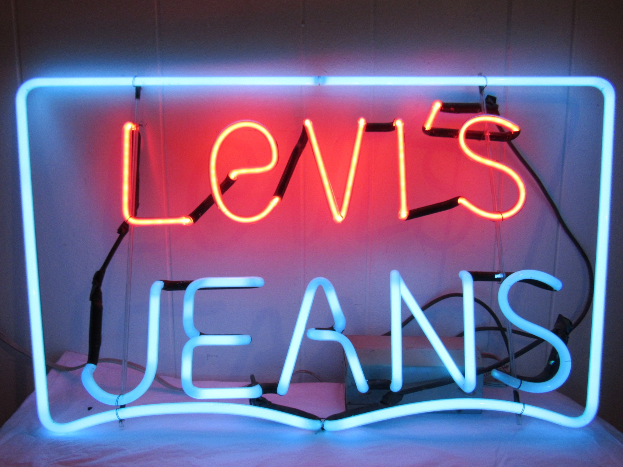 Vintage Levi's Sign, Neon Levi's Sign, 1970s Neon, Vintage Levi's
