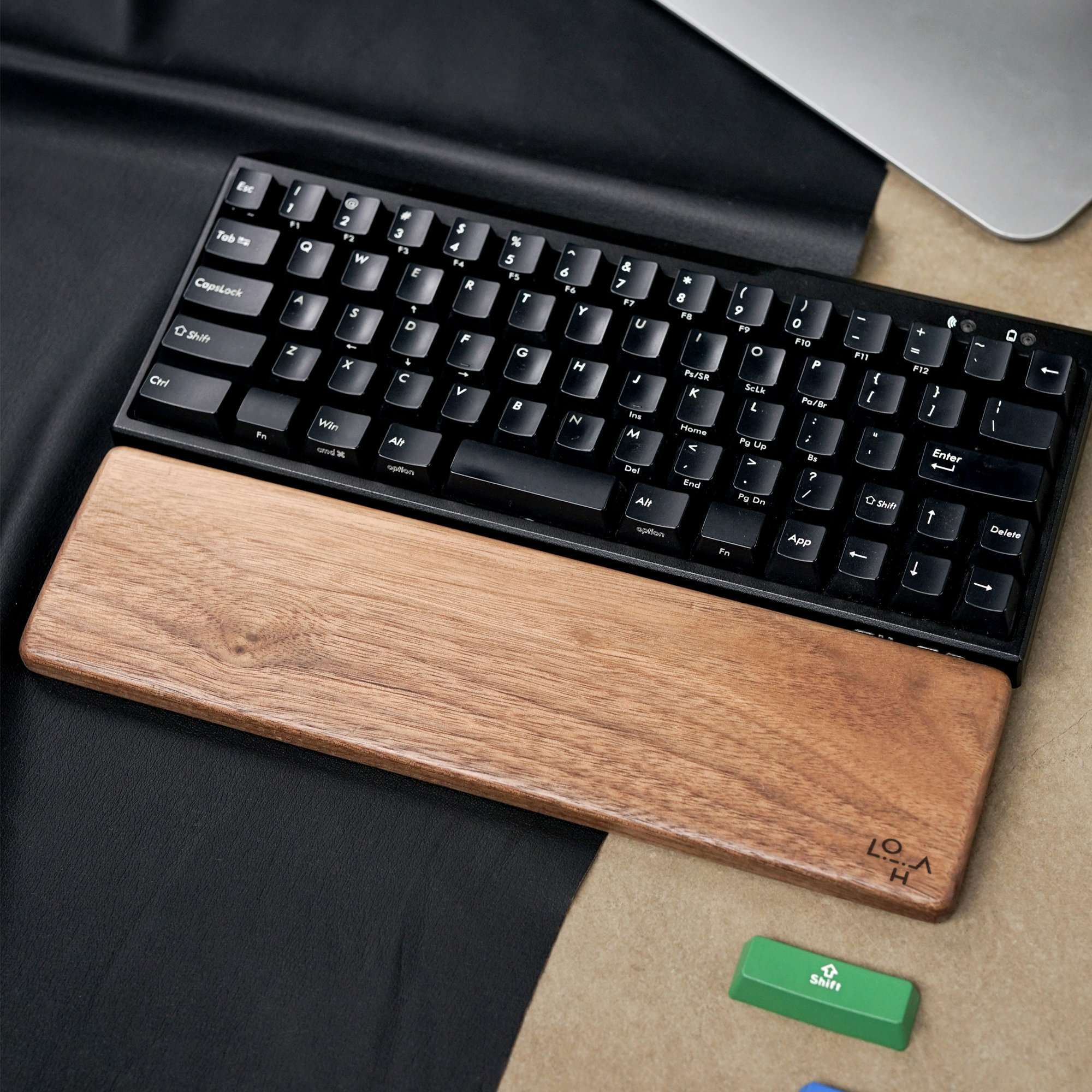 木製リストレストの耐久性と快適性：セットアップに検討すべき理由