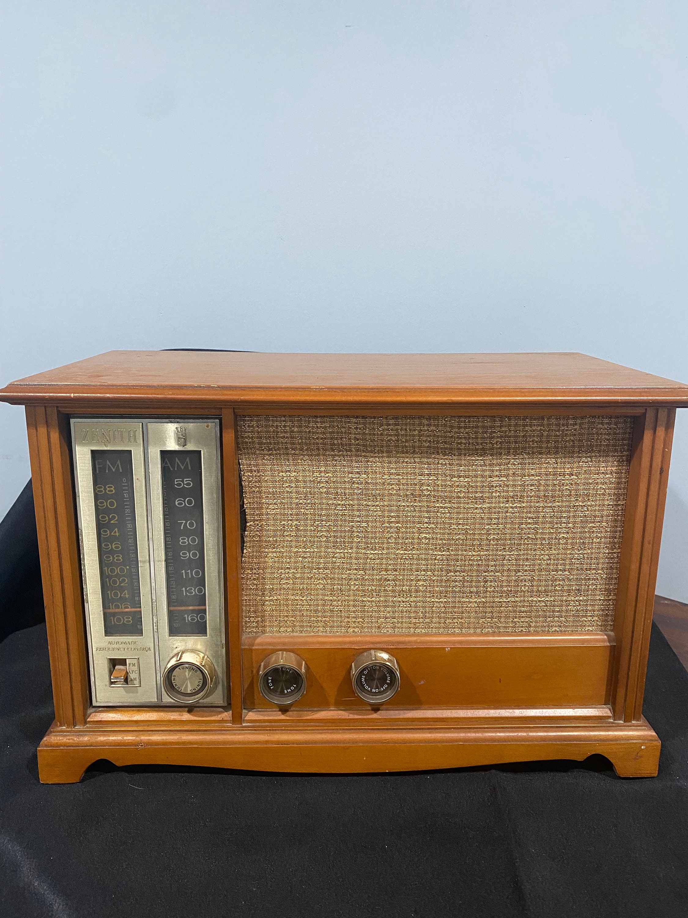 Vintage 1960s Zenith Long Distance Am/fm Radio Model N731 - Etsy