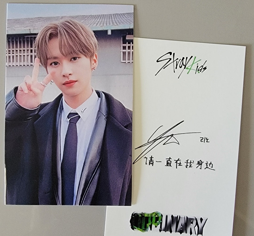 Stray Kids Oddinary YZY With Fans Video Call Fan Sign R2 Photo