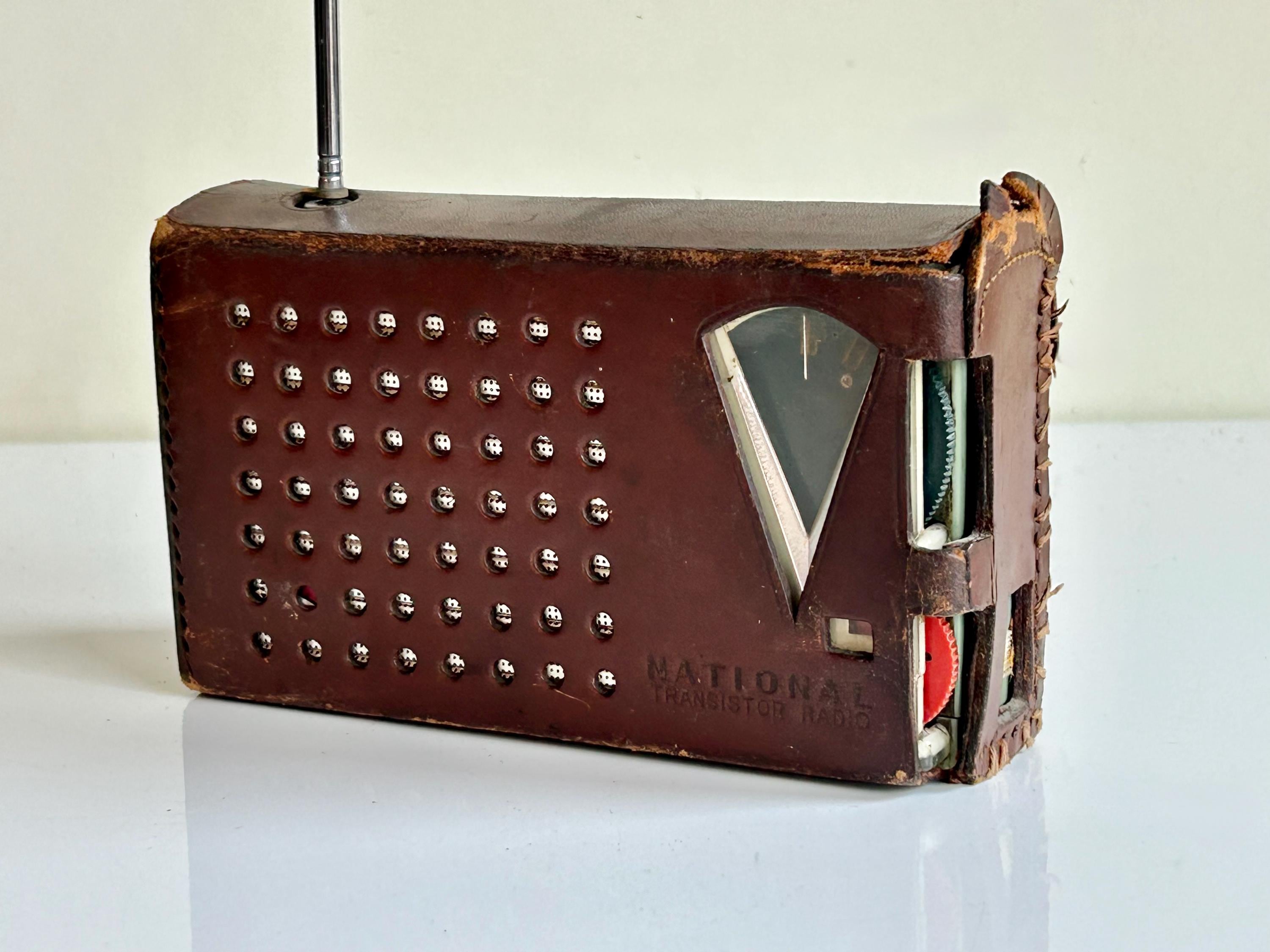 1960年代のビンテージナショナル6トランジスタラジオ（オリジナル