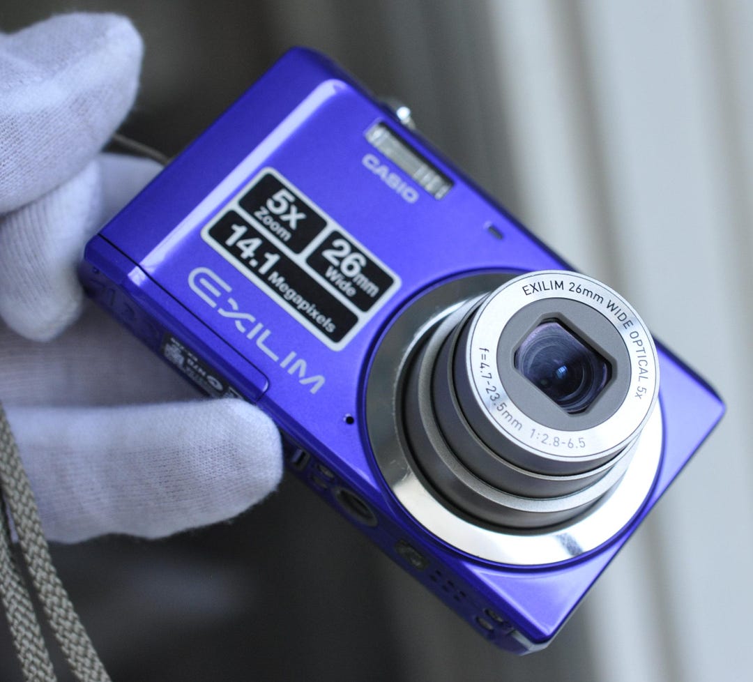 CASIO EXILIM Ex-z88 14.1MP Compact Digital Camera-blue 5X ZOOM - Etsy