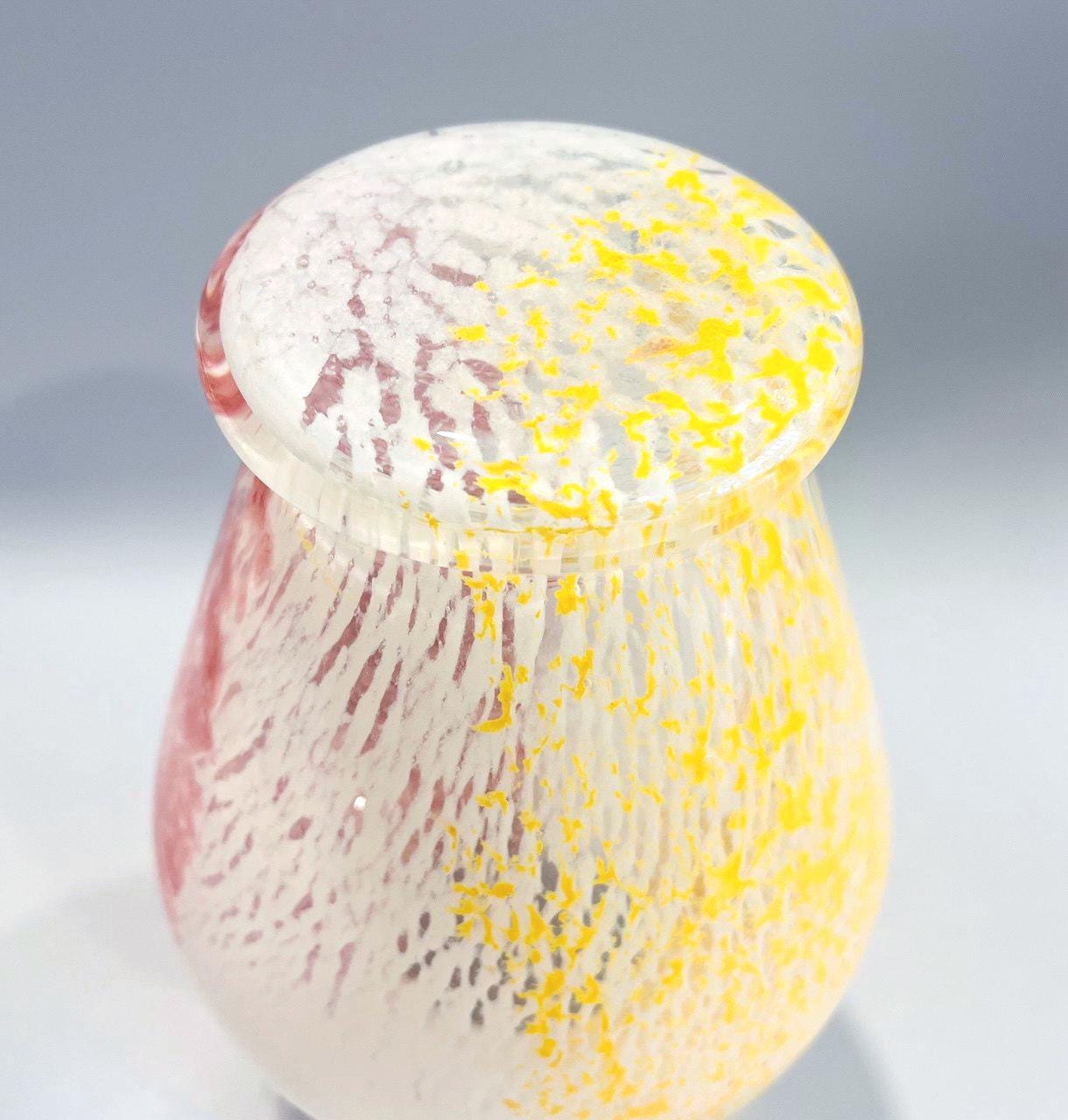 ヴィンテージ ムラーノ クリスタル花瓶：手作りのイタリア製アート