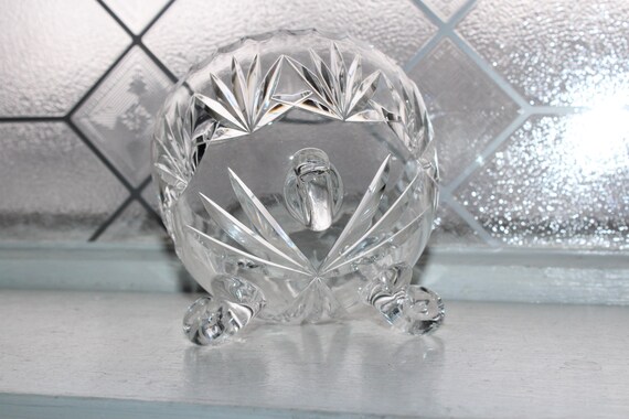 エレガントなヴィンテージカットクリスタルの脚付きボウルキャンディ
