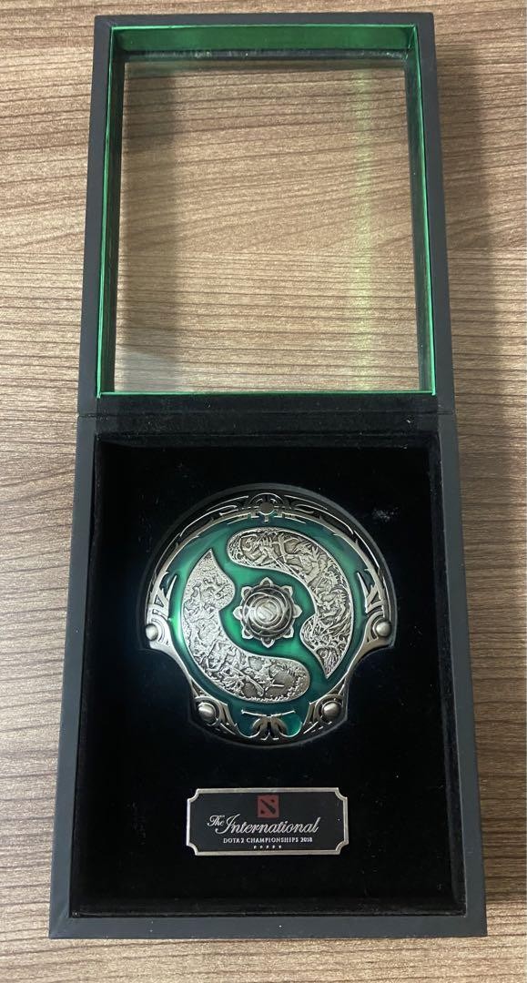 Dota 2 TI 2018 Collector Aegis Green 1 5 Scale Figure Limited from