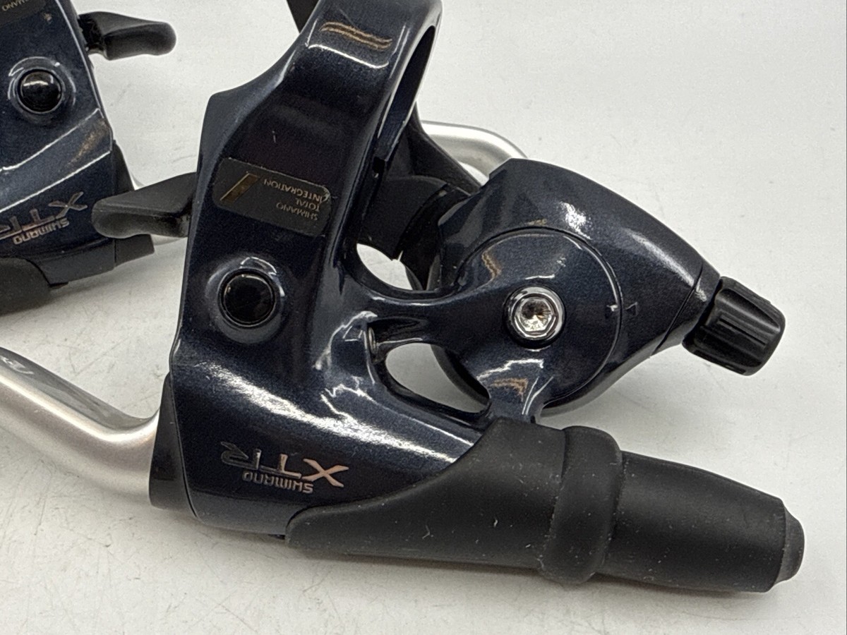 NOS Shimano XTR ST-M900 Brake & Shift Lever Set MTB 3 x 8 Speed