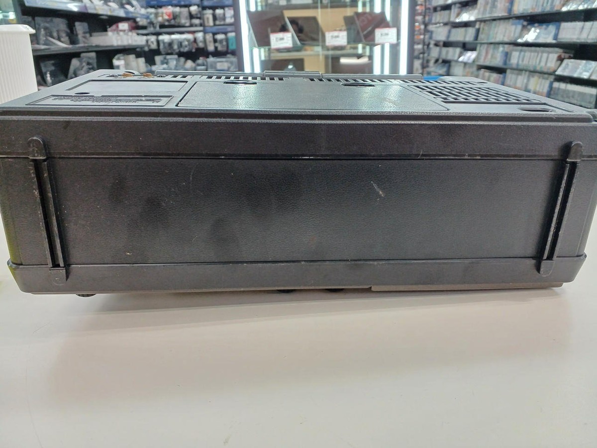 For Parts National Panasonic RF-2200 Cougar 8-Band Radio from