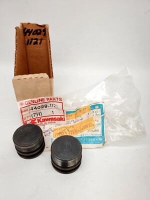NEW KAWASAKI 85-87 NINJA 600 ZX600 600RX FORK SPRING SEAT CAP (2