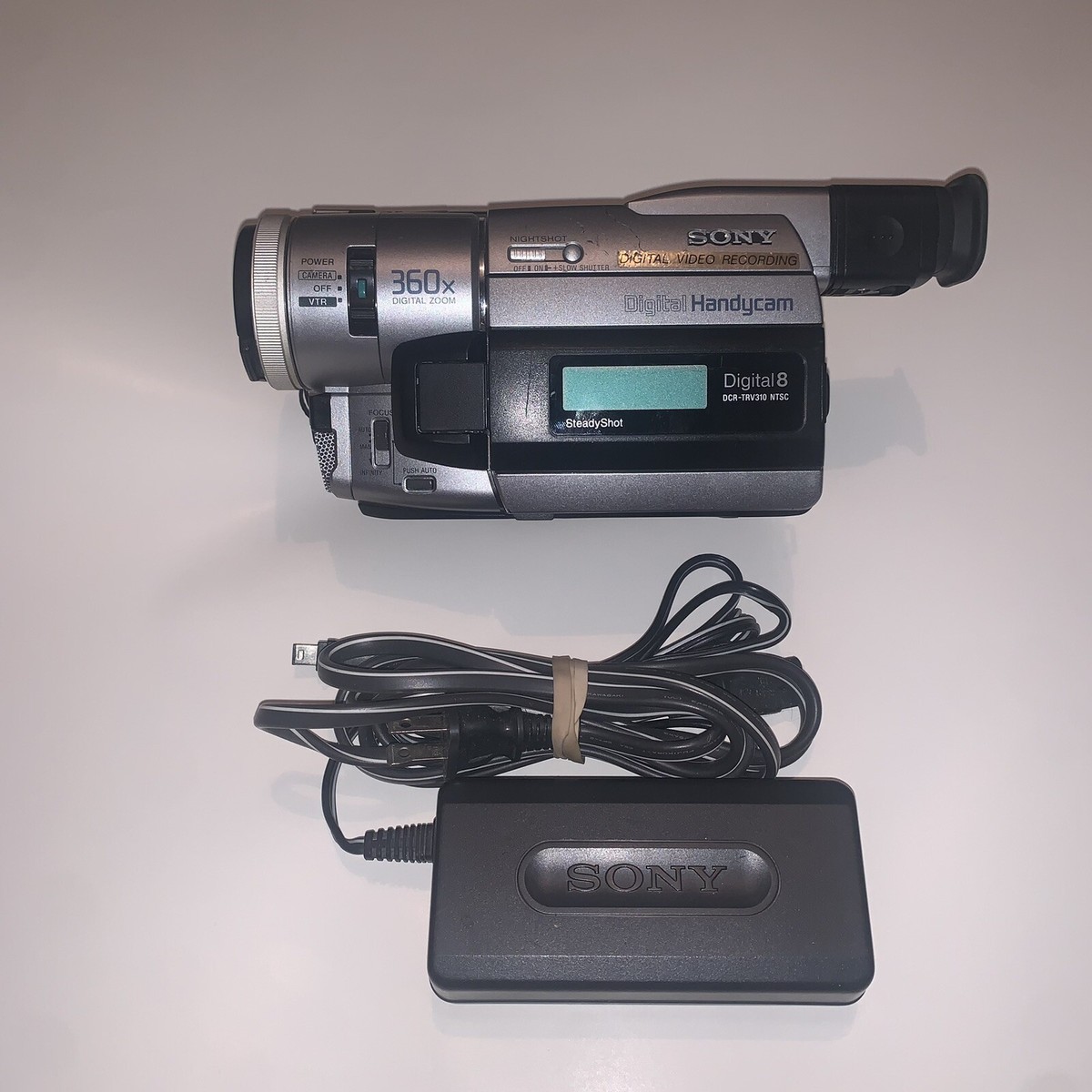 Sony DCR-TRV310 Digital8 Hi8 8mm Video8 Camcorder VCR Player Video