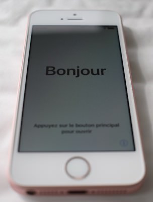 Apple iPhone SE 32GB Smartphone Unlocked Rose Gold & Space Grey 6