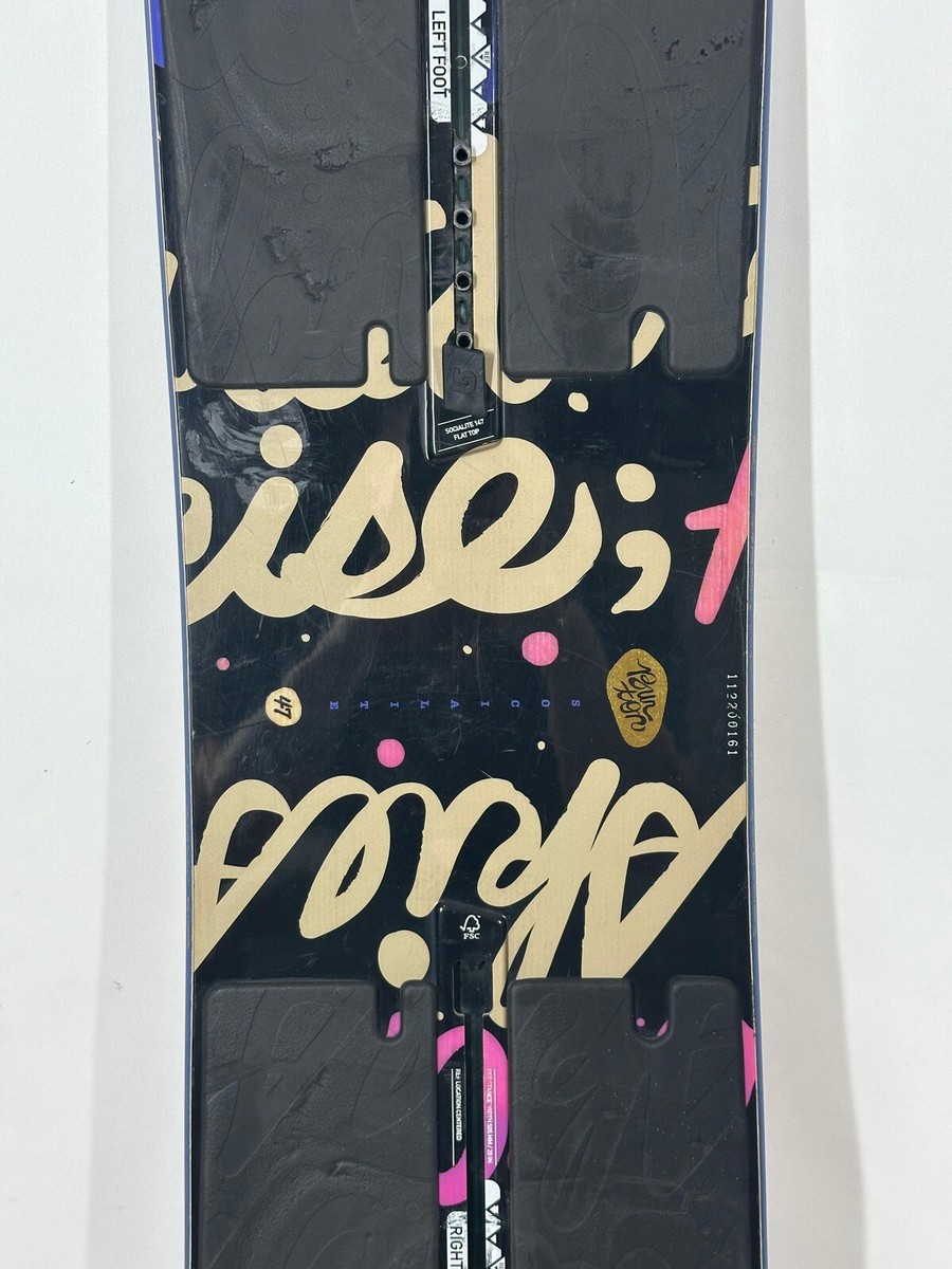 2467 Burton Socialite Flat Top Womens Snowboard Size 147 cm 2017
