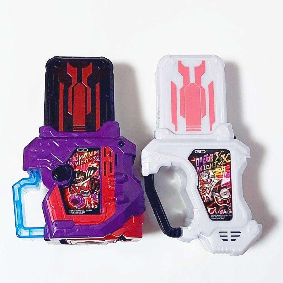 Kamen Rider Ex-Aid DX God Maximum Mighty X Doctor Mighty XX Gashat