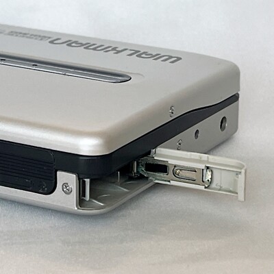 SONY WM-FX877 1999 Radio Walkman Vintage Cassette Player From