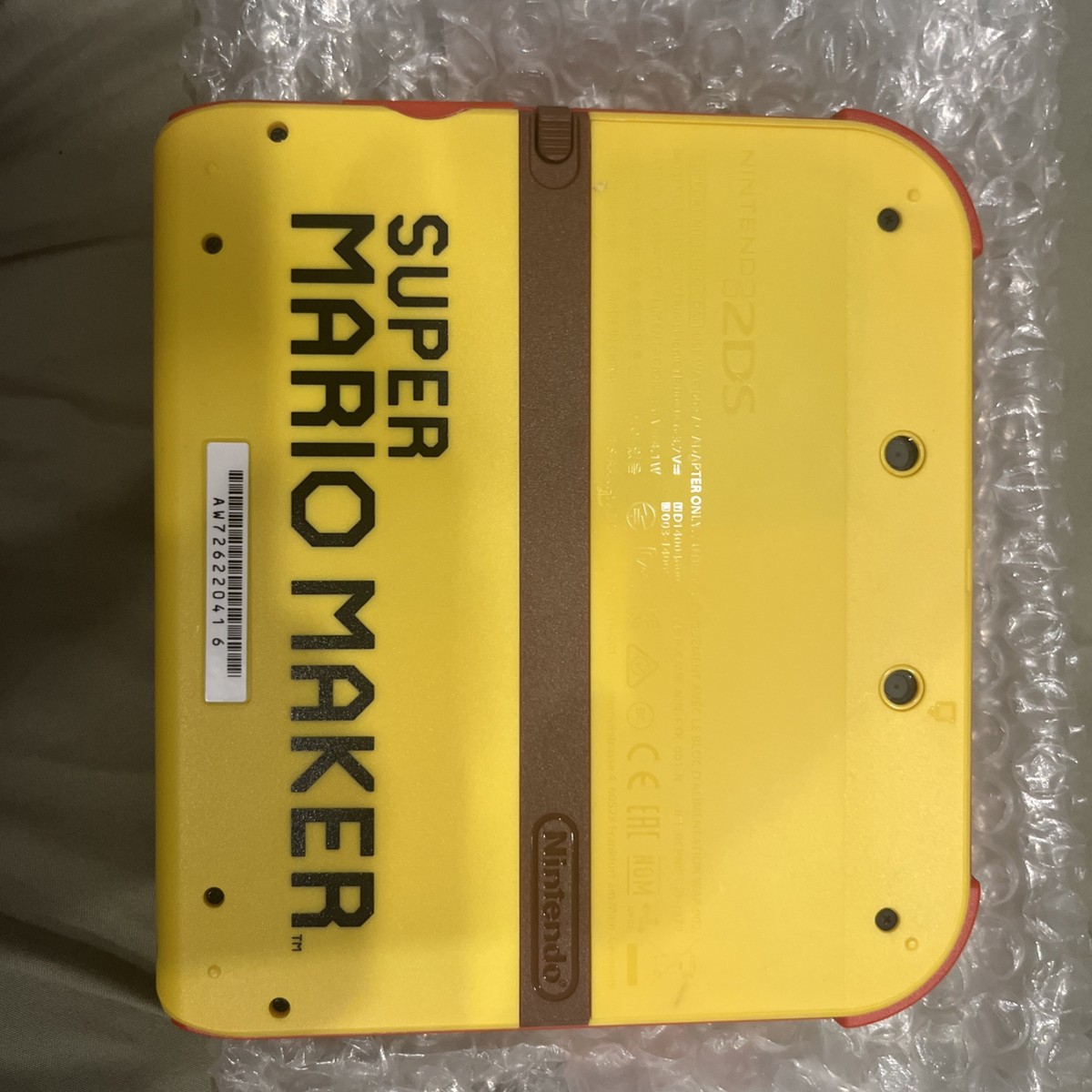 Nintendo 2DS Super Mario Maker for Nintendo 3DS Bundle - Yellow