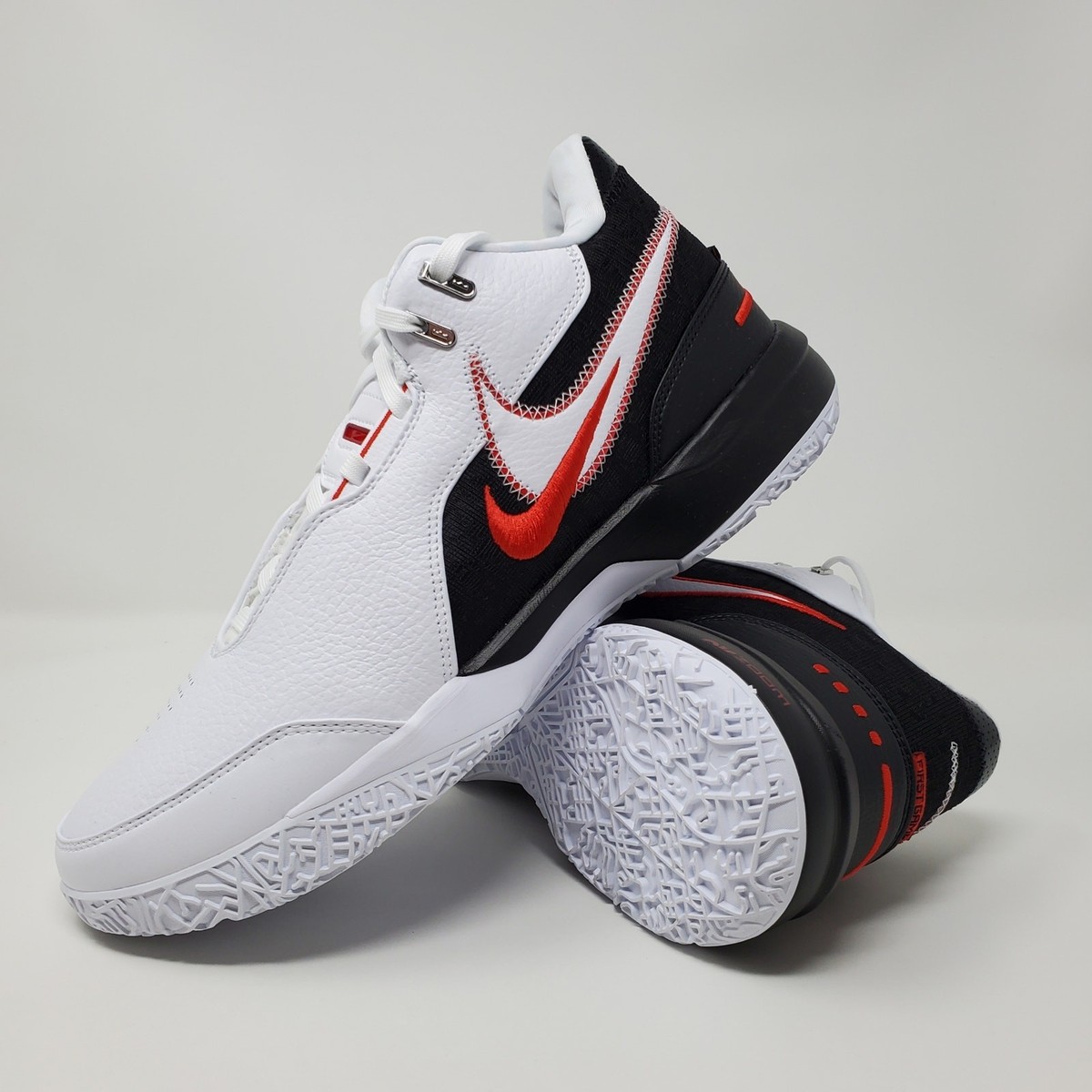 Nike LeBron NXXT Gen AMPD First Game Men's Size 10.5 White Black