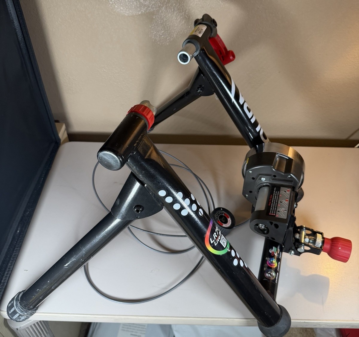 Minoura LR760 LiveRide Magnetic Bicycle Trainer w/ Remote