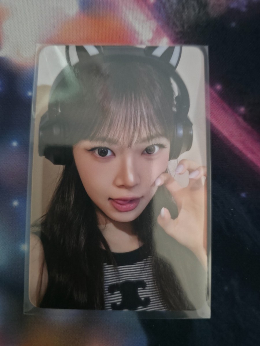 Le Sserafim Spaghetti Eunchae Photocards hello82, Photobook, and