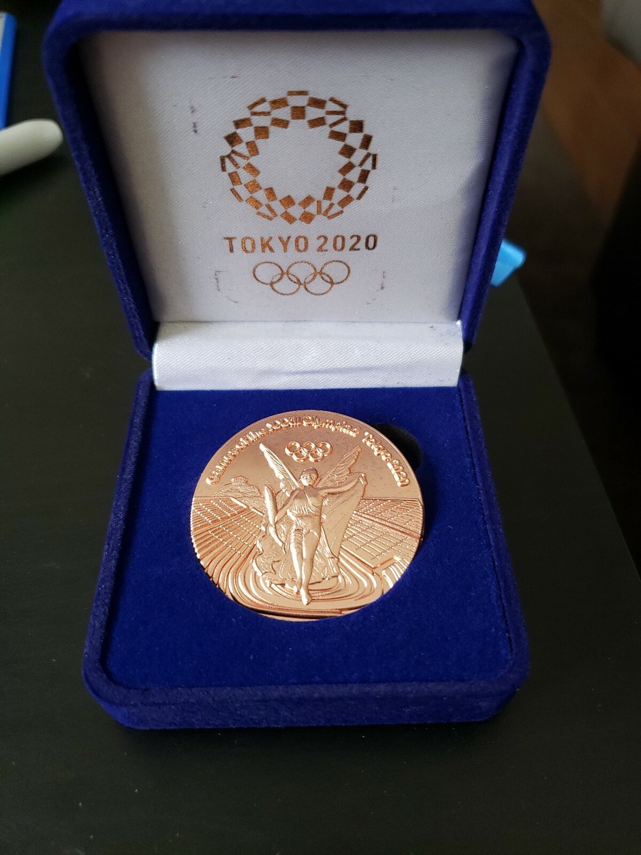 東京オリンピック サッカー 記念メダル FIFA TOKYO 2020 ケース付 東京