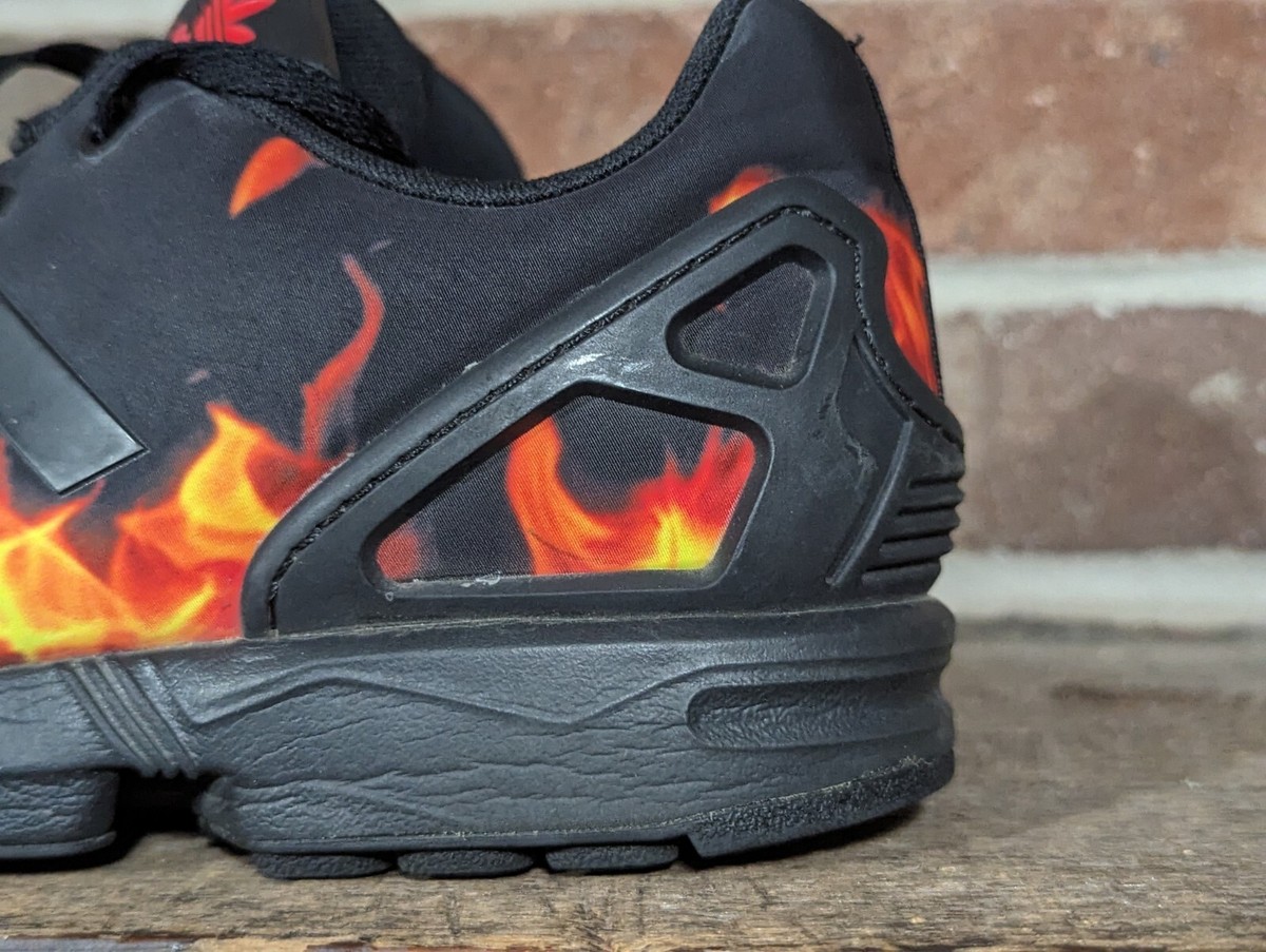 Adidas & Star Wars Sz 7 ZX Flux Stormtrooper Fire Division