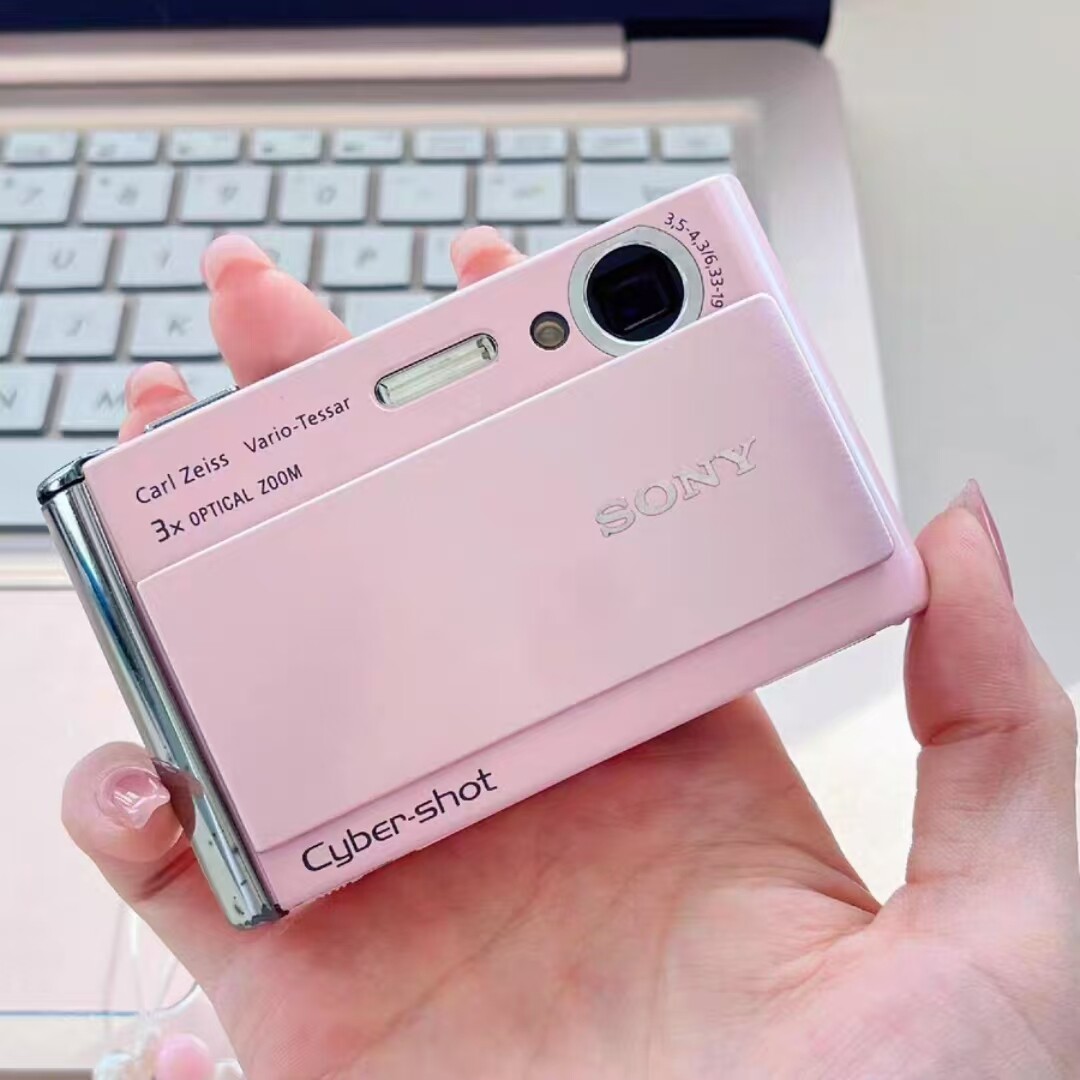 Sony Cyber Shot DSC-T70 8.1MP 3x Optical Zoom CCD Digital Camera