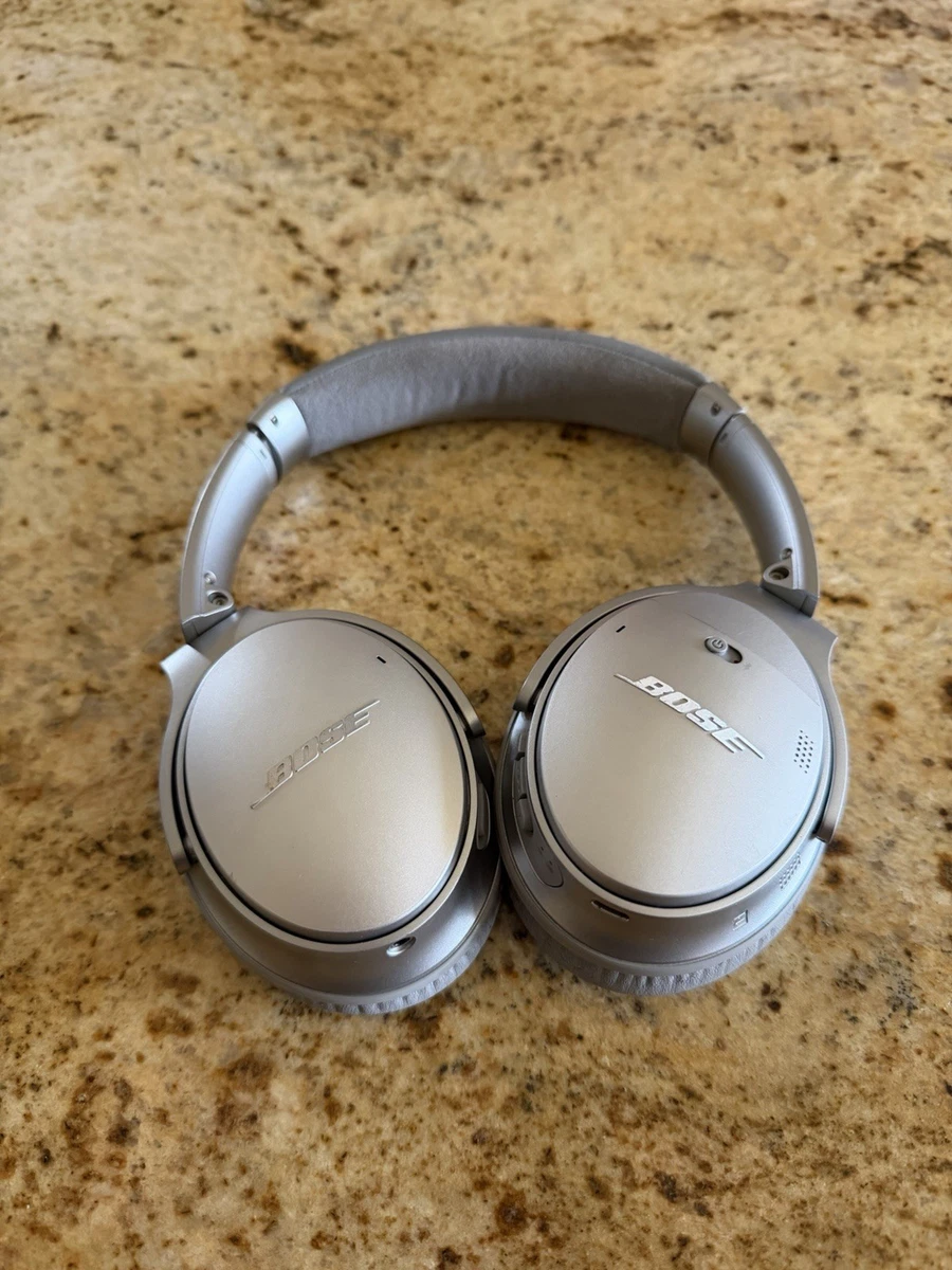 Bose QuietComfort 35 II Silver Headphones for Sale | Shop New