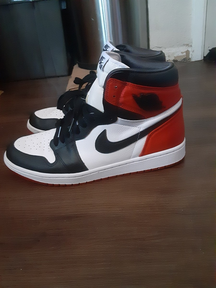 Jordan 1 Retro High Satin Black Toe (W) Women's size 12 = Men's