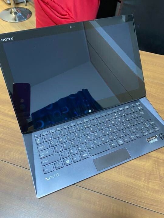 SONY VAIO Duo 13 SVD13219CJB SSD:128GB RAM:4GB Intel Core I5