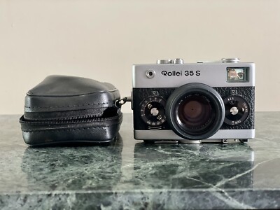 Rollei 35S - Vintage 35mm Film Camera - 40mm F/2.8 Lens - TESTED