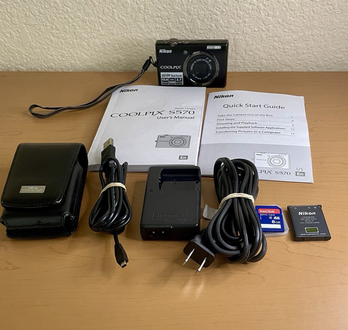 Nikon Camera Coolpix S570 5x Zoom Battery Charger SD Card OEM case