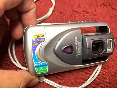Rare Vintage Nikon CoolPix E3500 Digital Camera 3500 TESTED NEEDS