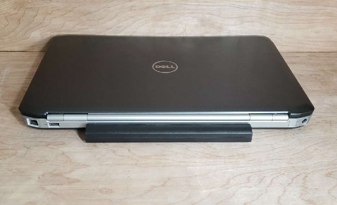 Dell Latitude E5520 15