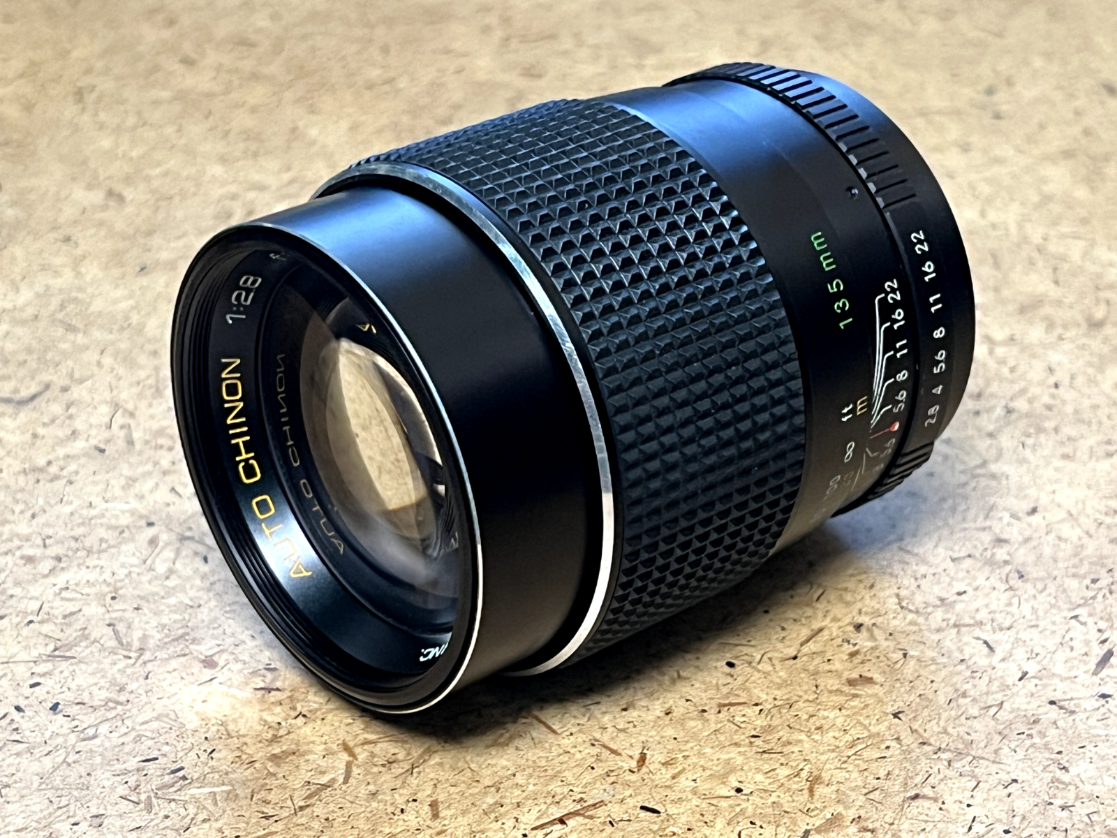 Chinon Auto 135mm F2.8 M42 Screw Mount Lens - Excellent Condition