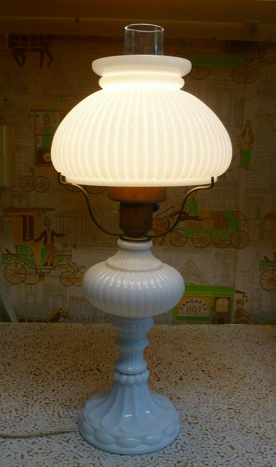 Vintage Milk Glass Table Lamp - 19