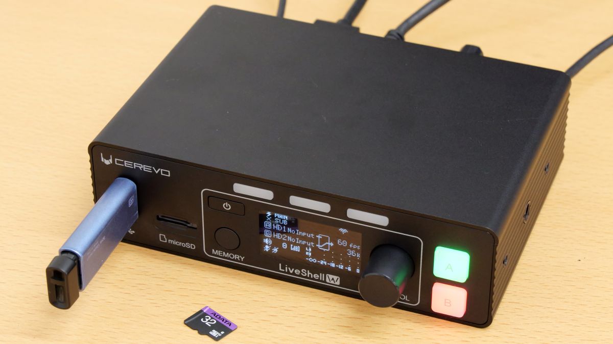 ライブ配信しつつ外付けストレージに録画」を手のひらサイズのライブ