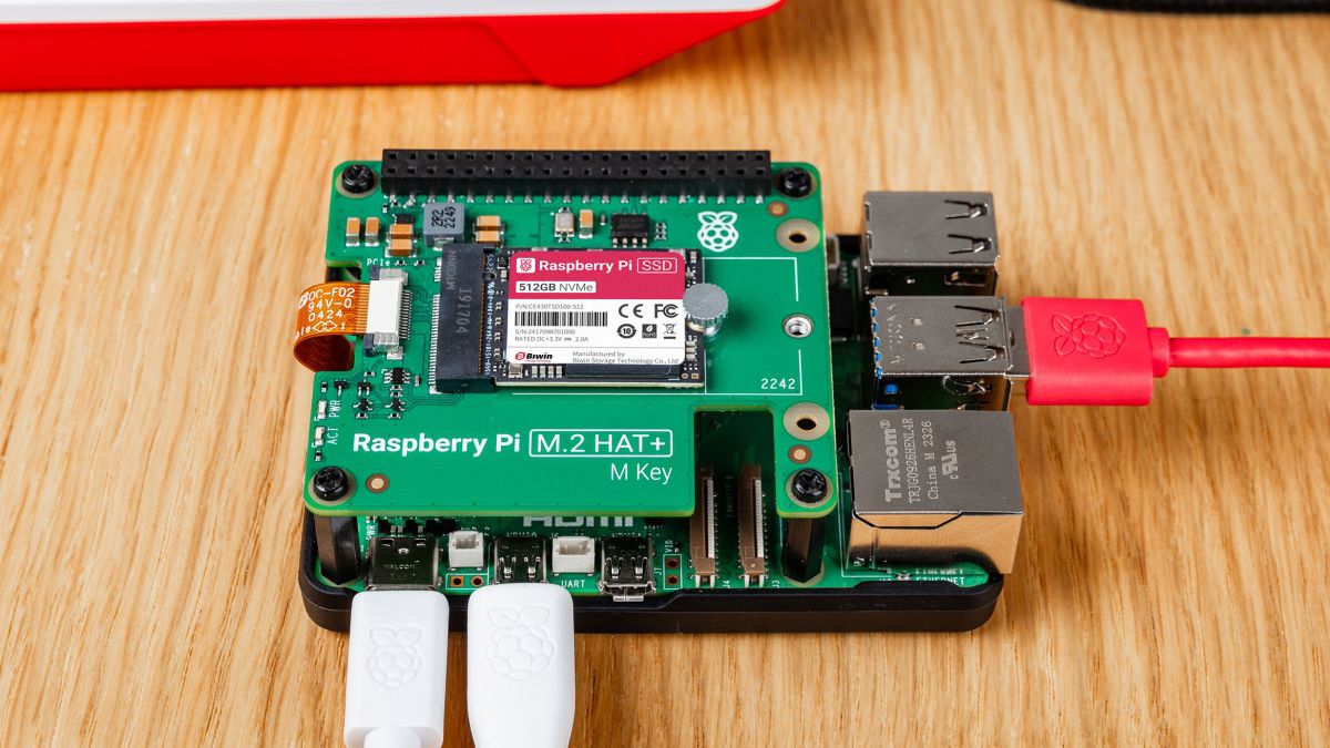 Raspberry Pi公式SSDが登場＆公式SSDとM.2 HATのセットも登場 - GIGAZINE