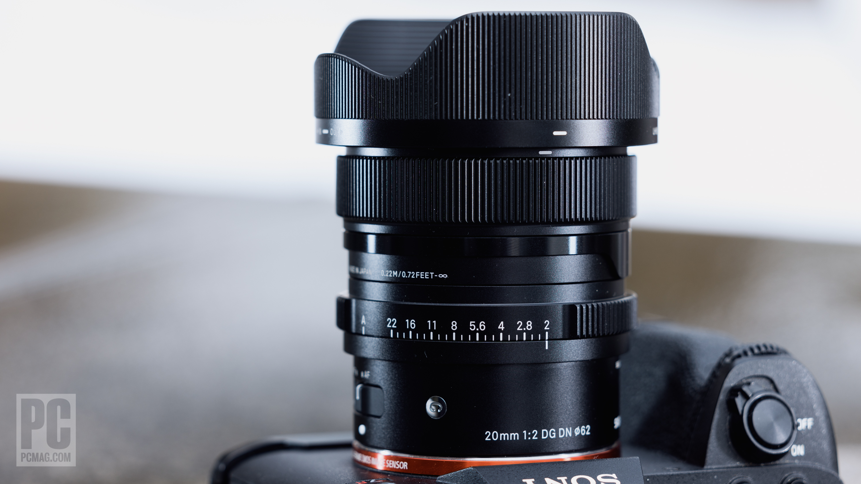 Sigma 20mm F2 DG DN Contemporary Review | PCMag