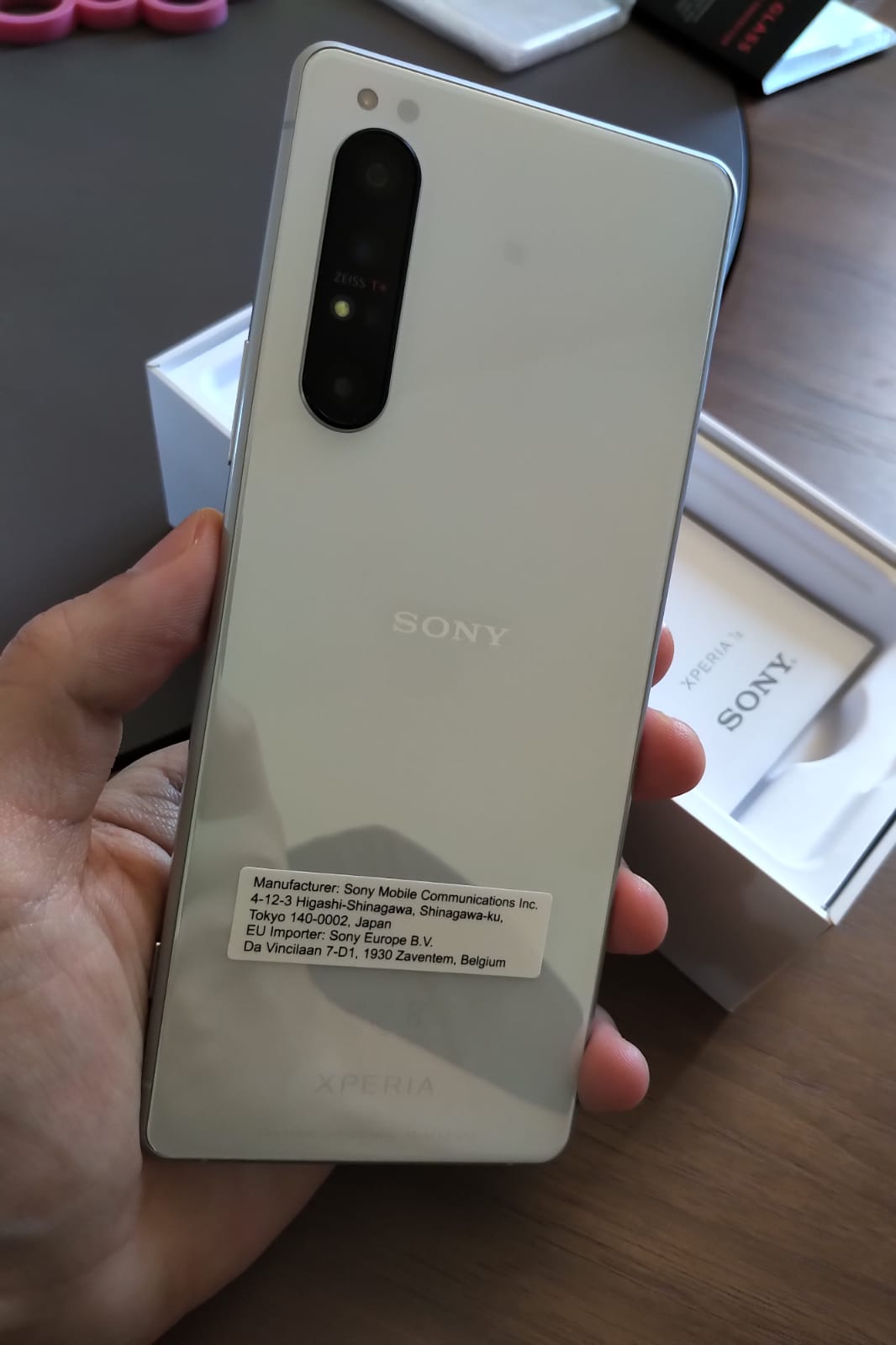 Sony Xperia 1 II 白 ※24mmレンズに難あり 音楽家の僕がソニーXperia 1