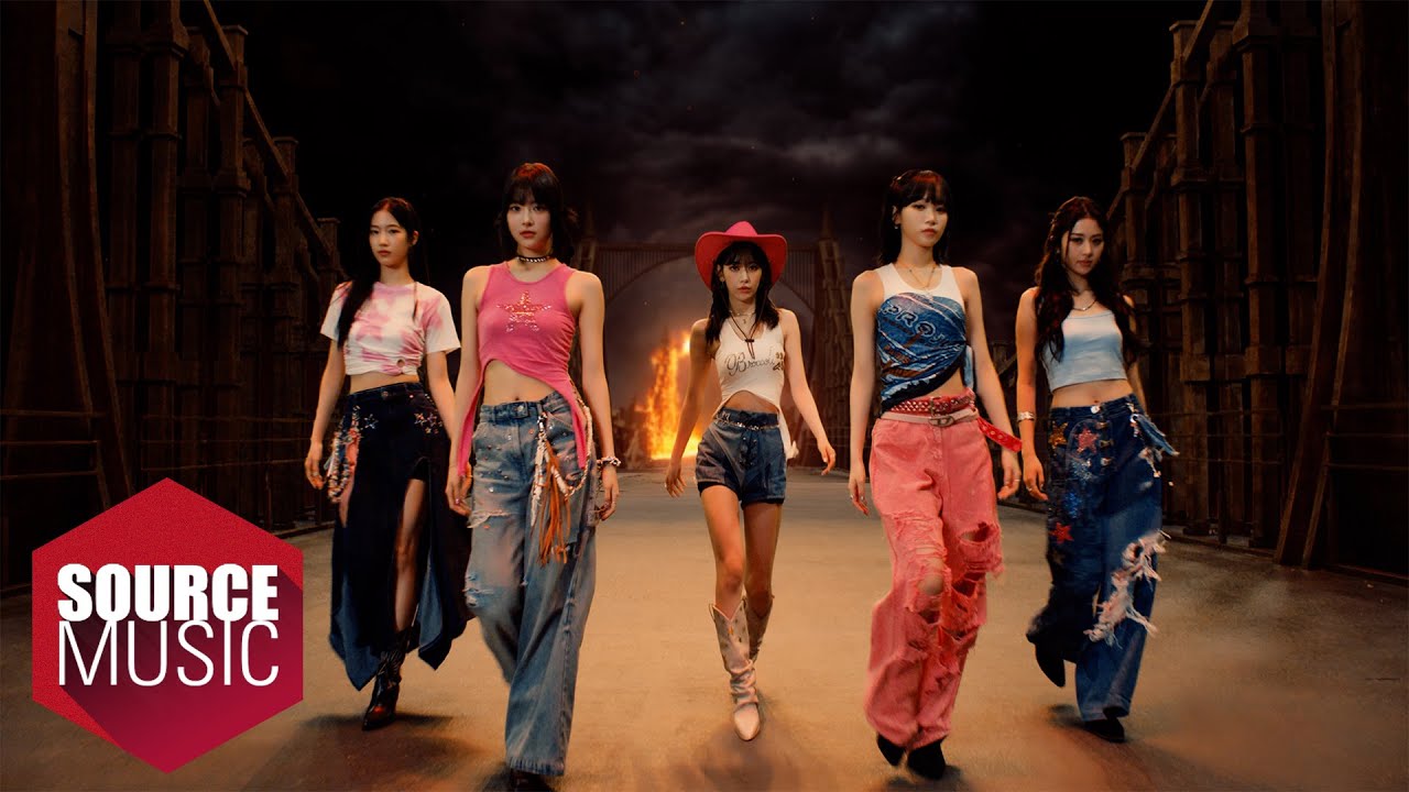 LE SSERAFIM (르세라핌) 'UNFORGIVEN (feat. Nile Rodgers, Ado