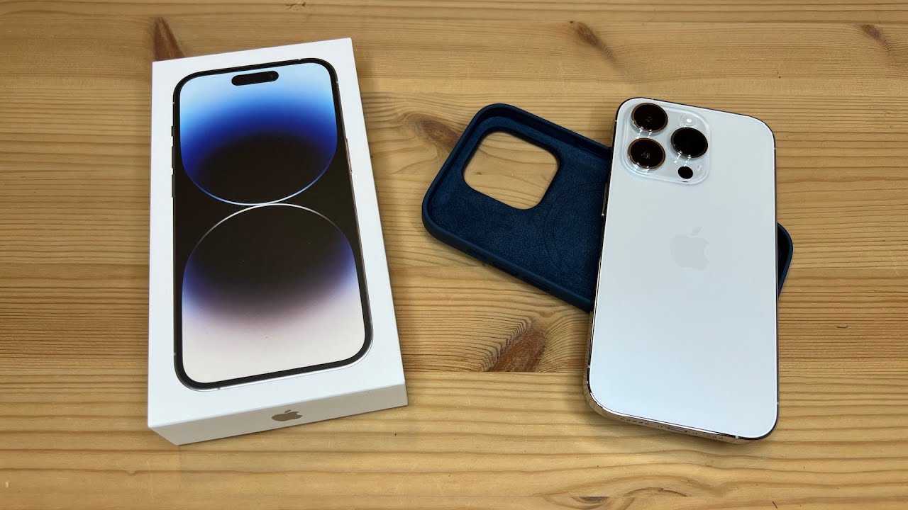 Unboxed : Apple iPhone 14 Pro 128 GB (Silver) & Accessories +