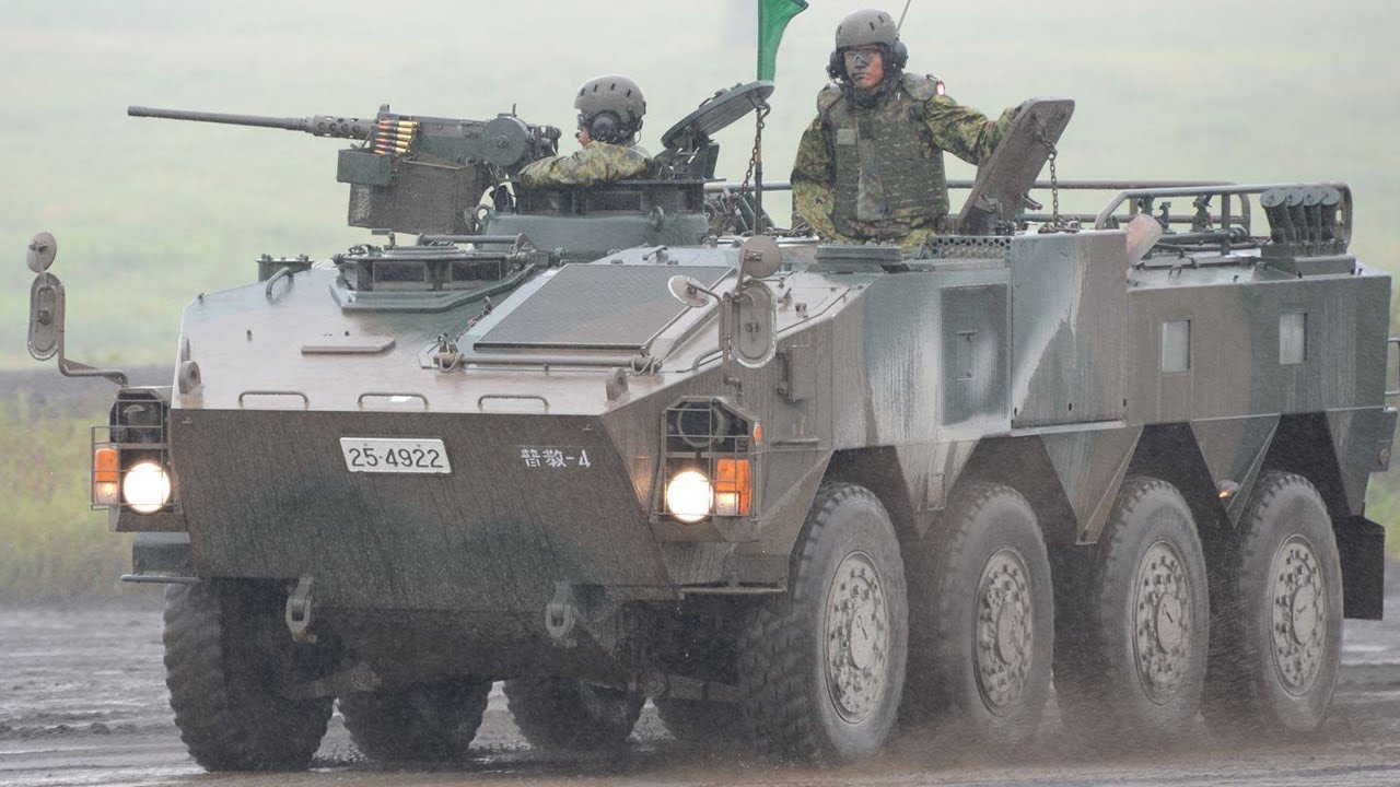 平成25年度富士総合火力演習(そうかえん) 前段演習 - YouTube