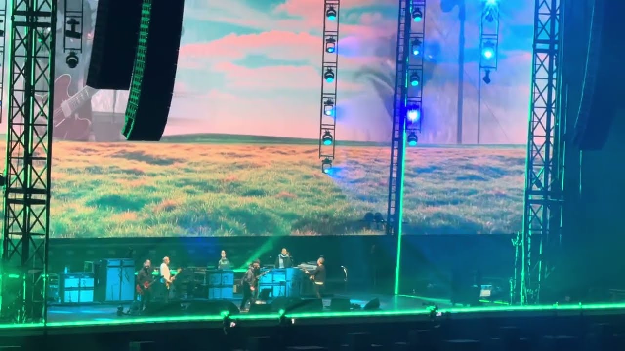 oasis - Whatever -live '25 , Live at Tokyo Dome ,Japan Oct. 25