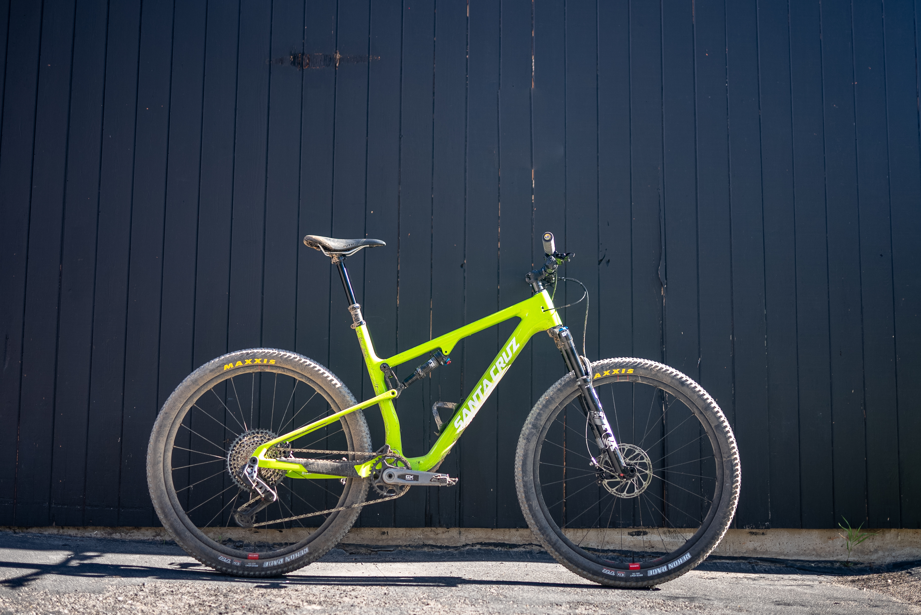 Santa Cruz Blur Review: XC Showdown - BIKER'S EDGE