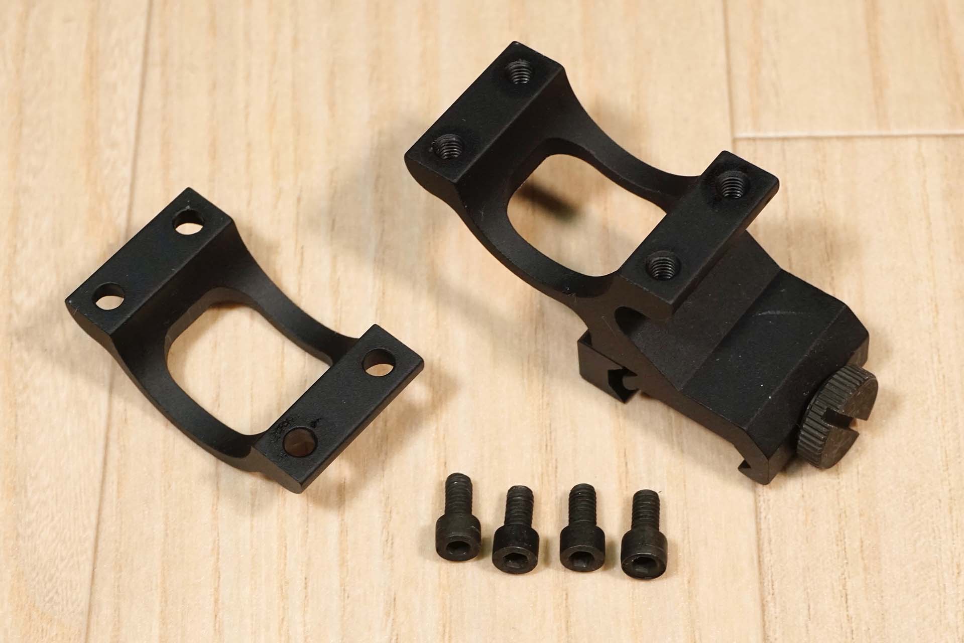 ノーブランド SureFire 6P タイプ LEDライトとBigDragon製DDタイプ