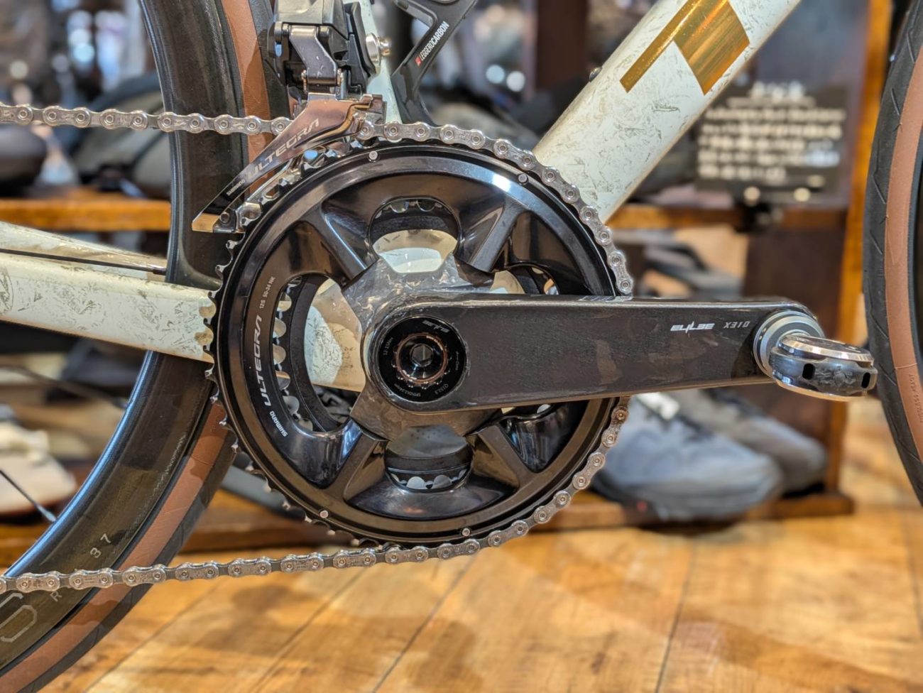 カーボンクランク】ELILEE(エライリー)クランク導入致しました