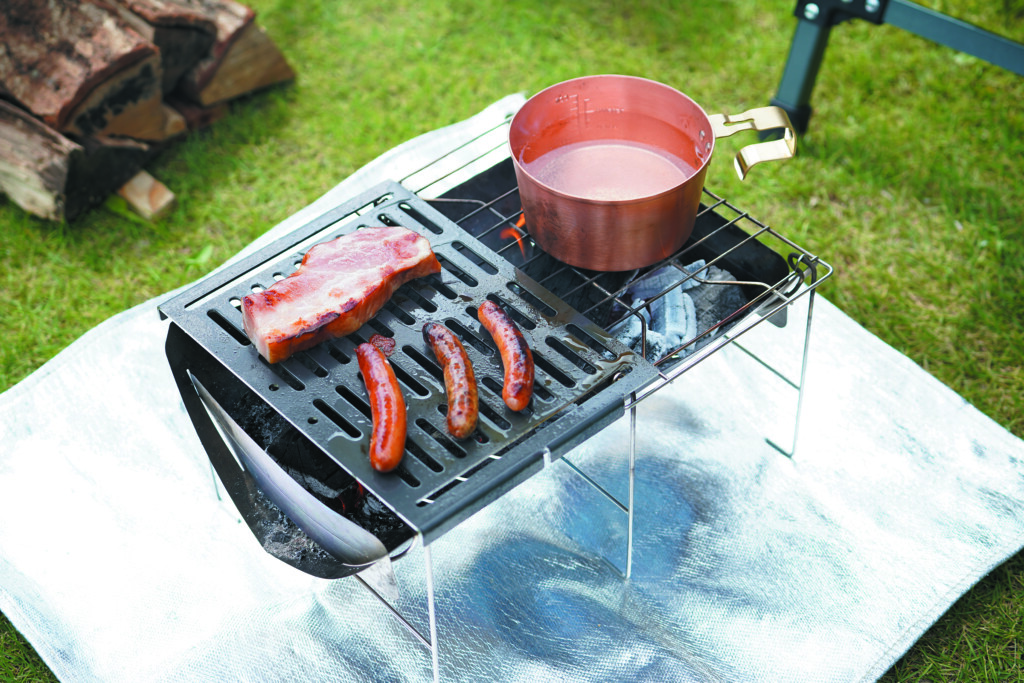 ベルモントの名作焚き火台「TABI」がもっと便利になる最新アイテムが