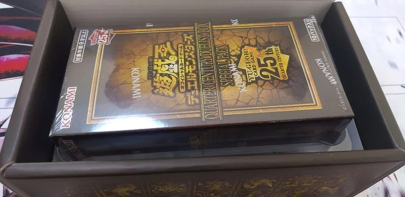 遊戯王OCG】25th年末箱QUARTER CENTURY DUELIST BOX開封＆封入内容
