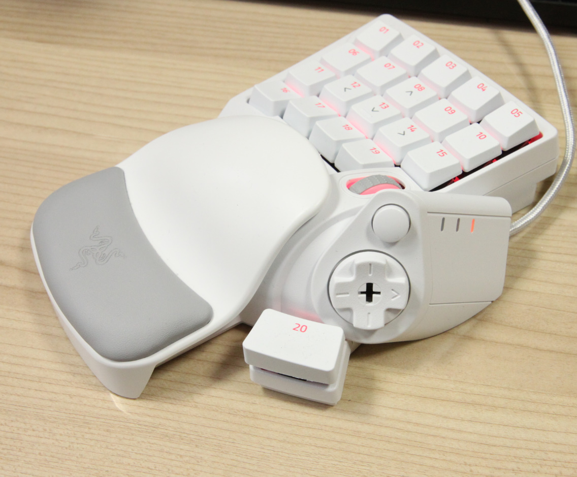 左手デバイス Razer Tartarus Pro | Nimbusのデジタルブログ