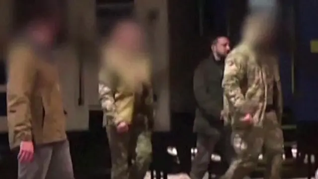 ゼレンスキー氏の訪米、どうやってウクライナからワシントンへ？ - BBC