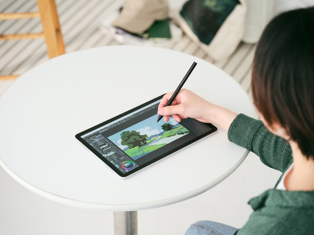 ワコム、Android 14搭載のポータブルデバイス「Wacom MovinkPad 11」を