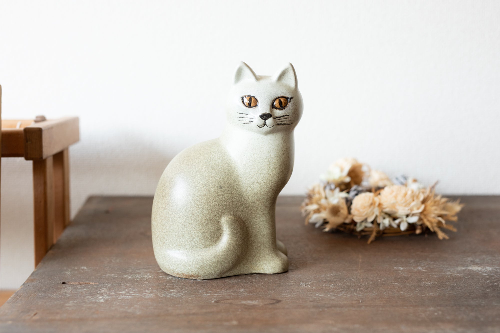 027_44ce973a-7a3d-420d-8633-